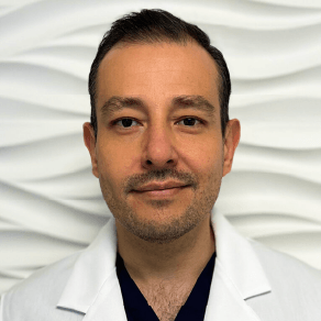 Picture of Dr. Guillermo Quezada Navarro